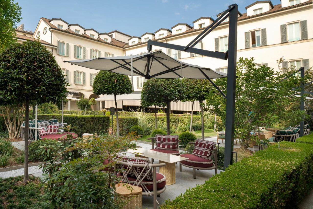 Four Seasons Hotel Milano Exterior photo